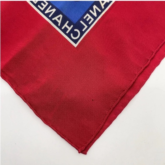RARE Chanel Carré Red Silk Scarf - Picture 10 of 16